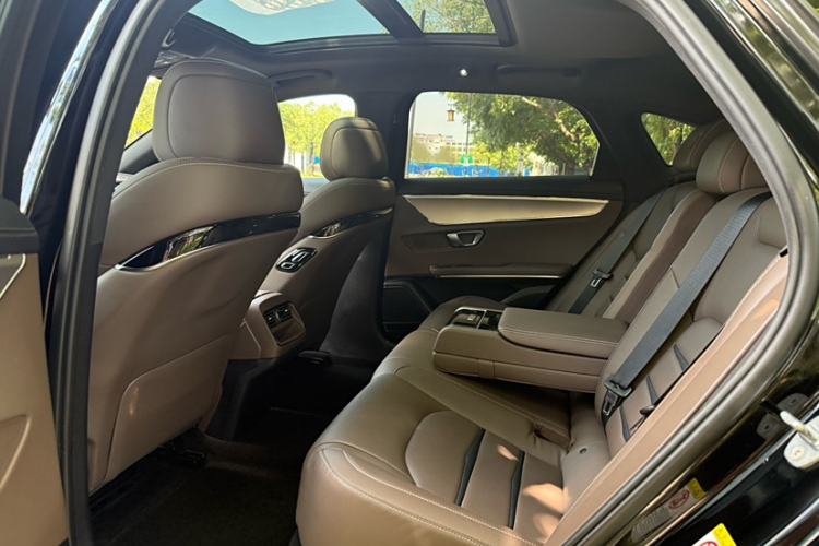 Used BYD Han 2020 EV Long-Range Luxury Model
