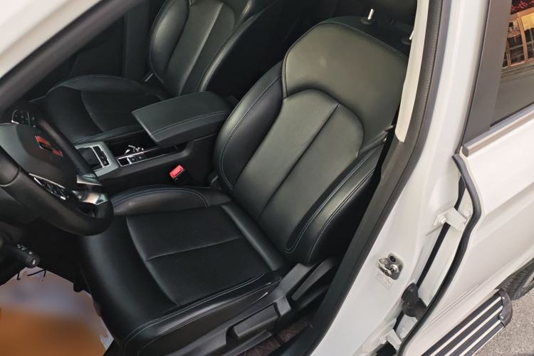 Used Roewe RX5 2020 20T Automatic 4G Connected Million Edition
