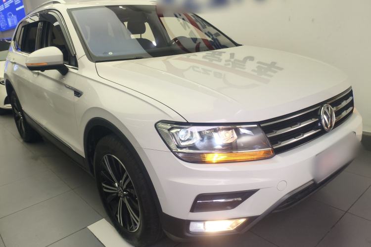 Used Volkswagen Tiguan L 2020 330TSI Automatic Two-Wheel Drive Panoramic Comfort Edition China VI Standard