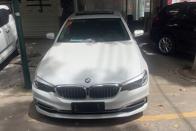Used BMW 5 Series 2019 525Li Luxury Package
