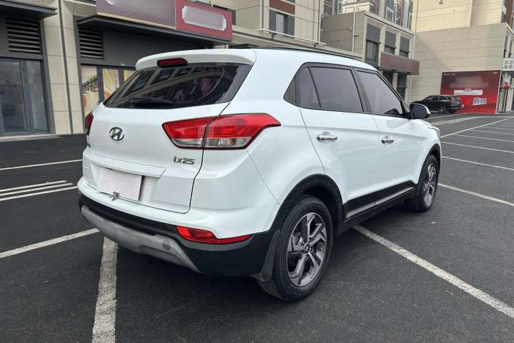 Used Hyundai ix25 2017 1.6L Automatic Smart Version
