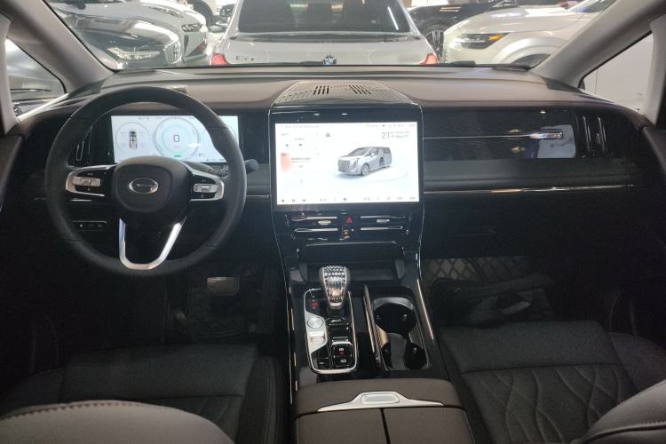 Used GAC Trumpchi M8 2024 Master Series Super Hybrid Edition
