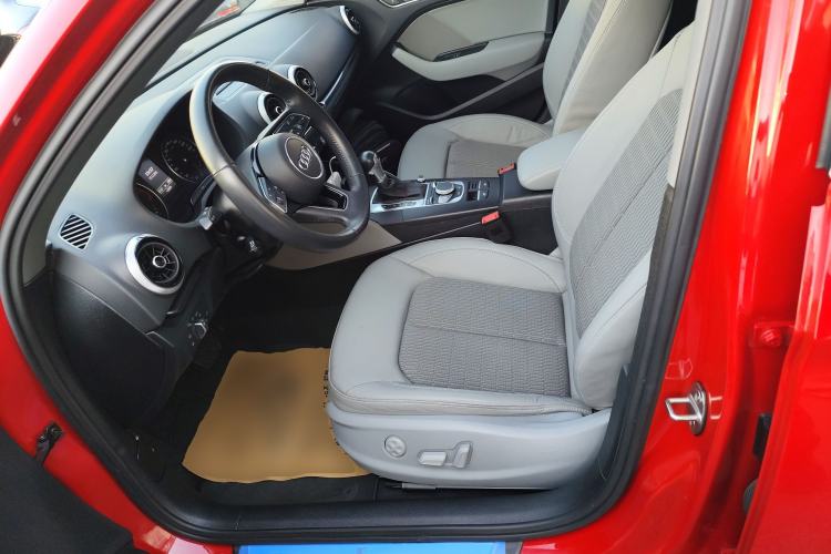 Used Audi A3 2020 Limousine 35 TFSI Fashion Edition China VI Emission Standard
