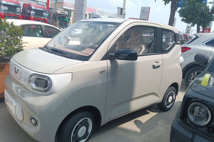 Used Wuling Hongguang MINIEV 2024 3rd Generation 215km Youth Edition
