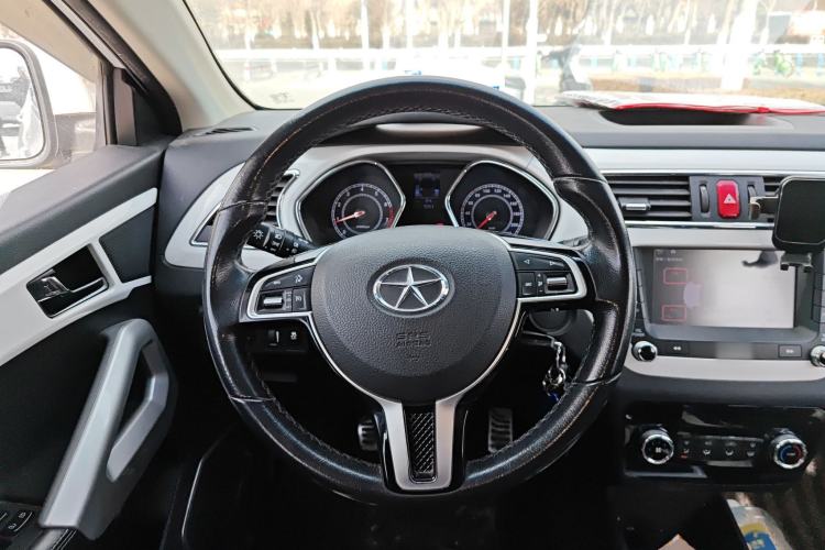 Used  Refine S2 2015 1.5L Manual Comfort Model