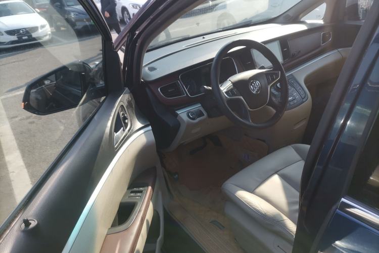 Used Buick GL8 2014 2.4L LT Luxury Business Executive Edition
