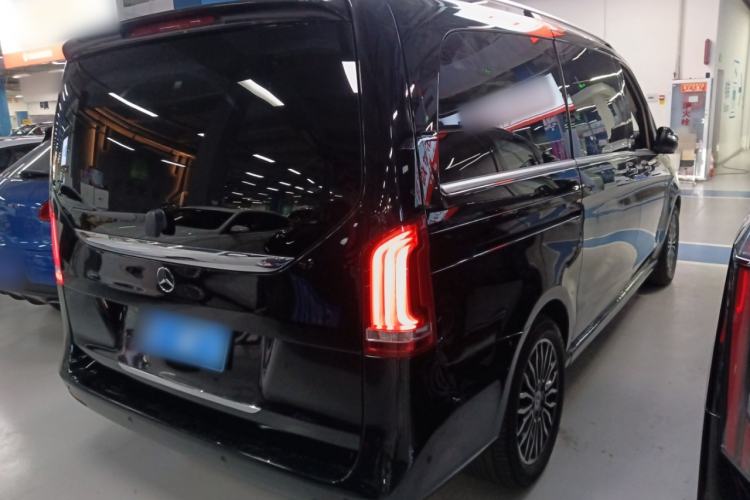 Used Mercedes-Benz V-Class 2018 V 260 Prestige Edition China VI
