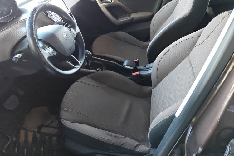 Used Peugeot 2008 2014 1.6L Automatic Fashion Edition