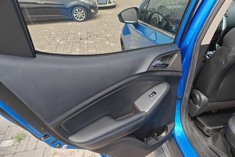 Used BYD Yuan New Energy 2018 EV360 Smart Connect Cool Edition
