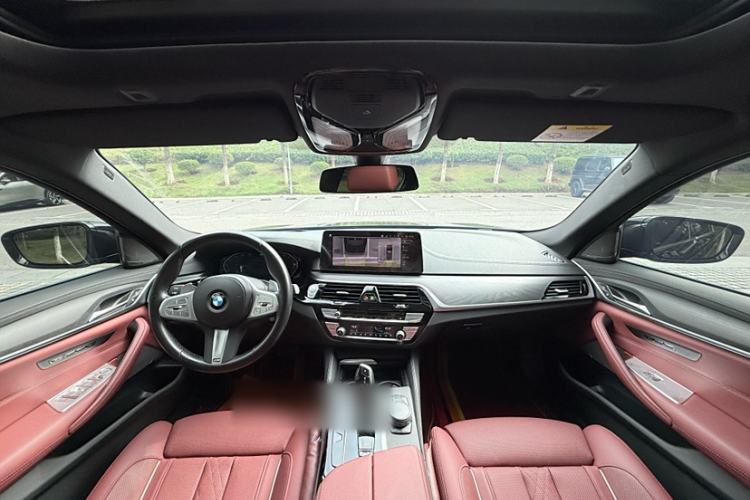 Used BMW 5 Series 2023 530Li Luxury Edition M Sport Package
