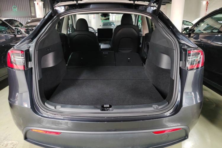 Used Tesla Model Y 2024 Rear-Wheel-Drive Version