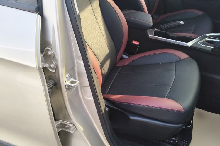 Used Geely Auto Vision X3 2021 PRO 1.5L CVT Deluxe Model
