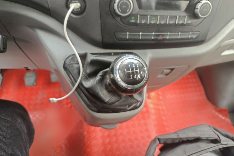 Used Foton Toano 2021 2.0T Manual Tongtu Long Wheelbase Mid-Height 5/6/7-Seater 4F20TC3
