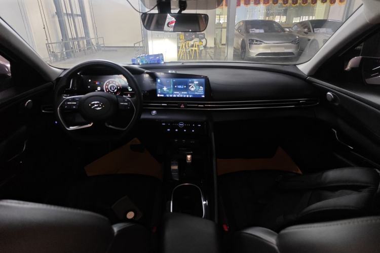 Used Hyundai Elantra 2022 1.5L CVT GLX Elite Edition
