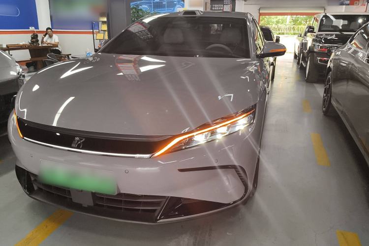 Used BYD Han 2025 DM-i Intelligent Driving Edition 125KM LiDAR Flagship Model