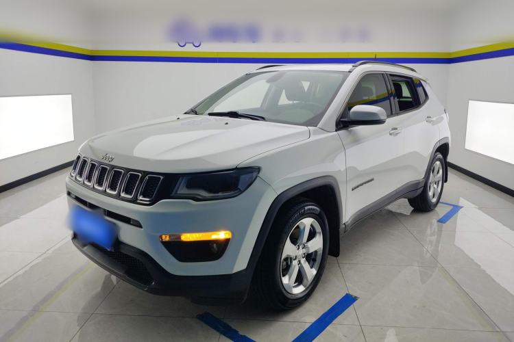 Used  Compass 2019 200T Automatic Family Edition - Connected Large Screen Version
