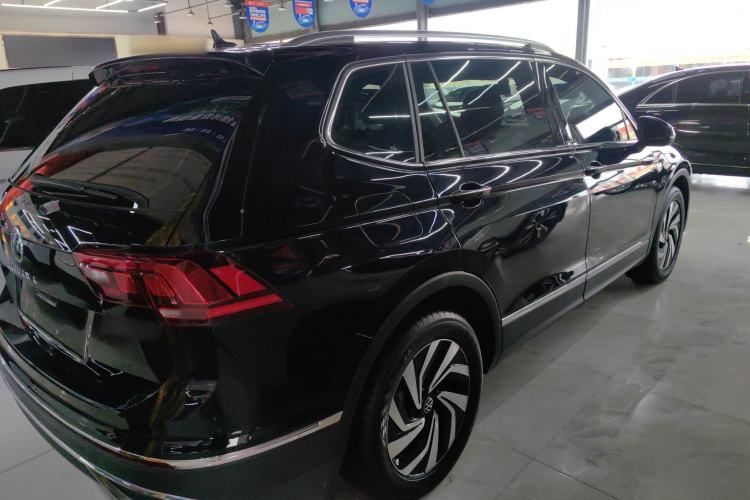 Used Volkswagen Tiguan L 2023 330TSI Automatic Two-Wheel Drive Smart Edition