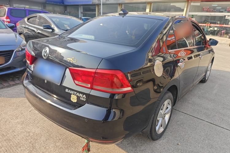 Used Volkswagen Santana 2015 1.6L Manual Comfort Edition