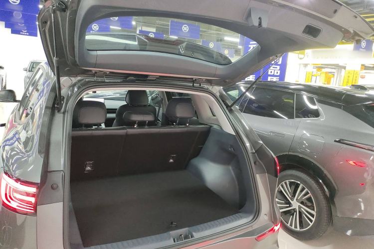 Used  E5 2024 440km Exploration Version
