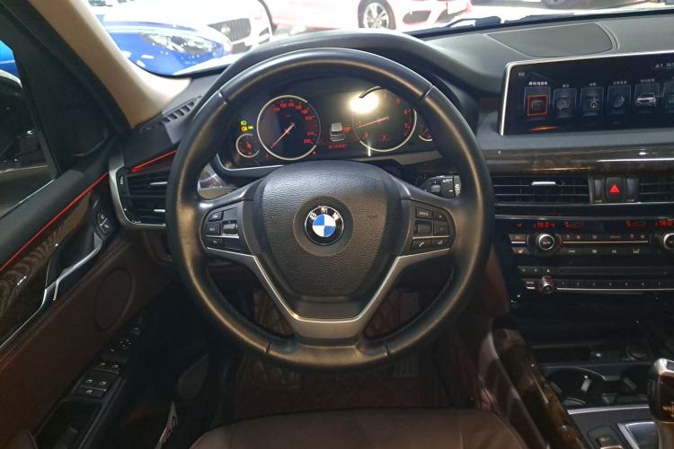 Used BMW X5 2017 xDrive28i
