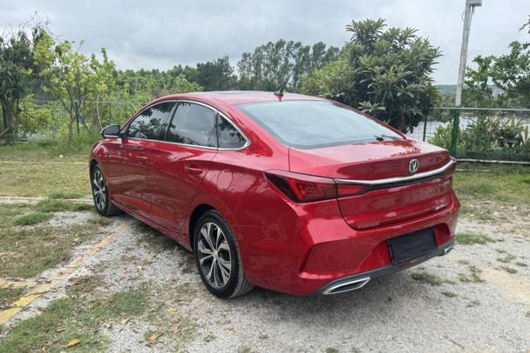 Used Changan Eado 2021 PLUS Blue Whale NE 1.4T GDI DCT Flagship Model
