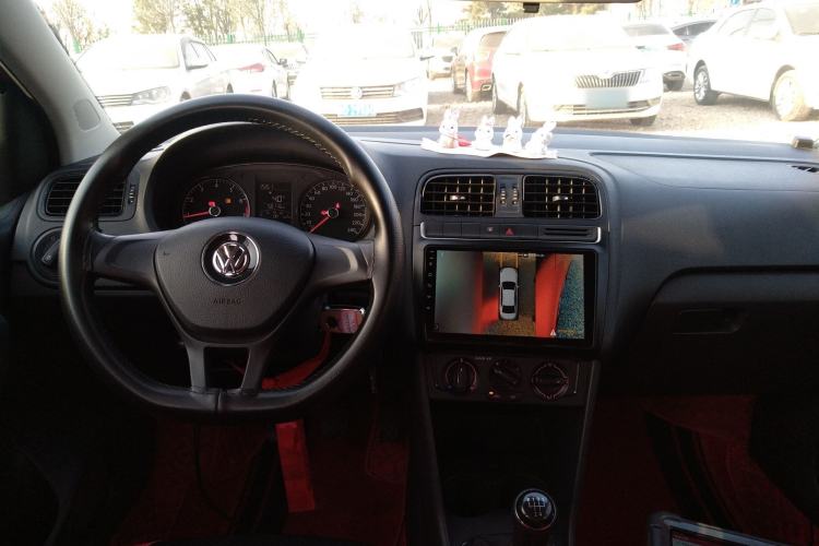 Used Volkswagen Polo 2016 1.4L Manual Fashion Model