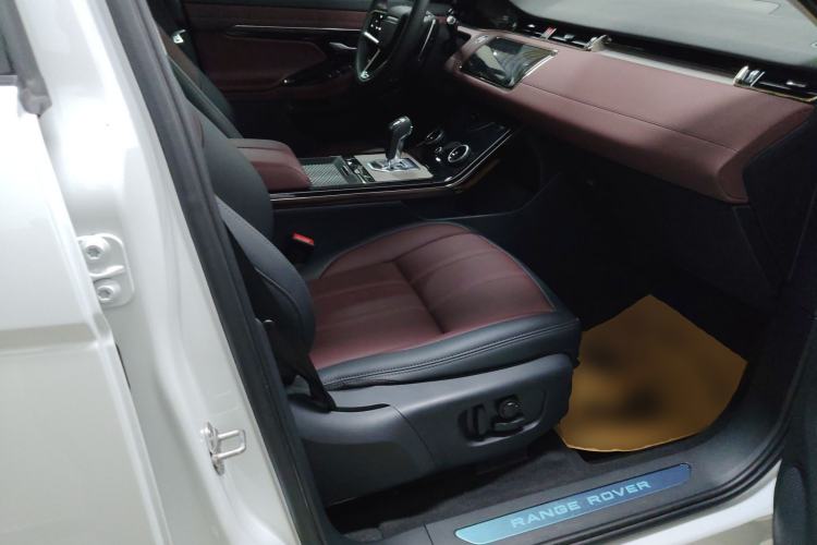 Used Land Rover Range Rover Evoque 2023 Aurora L 249 PS Luxury Edition