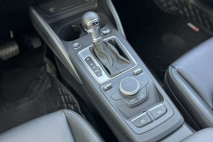 Used Audi Q2L 2022 35 TFSI Fashion Dynamic Model
