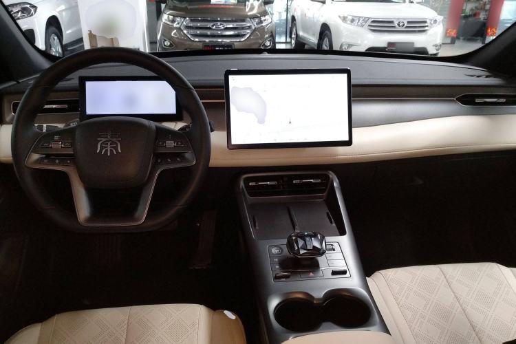 Used BYD Qin PLUS 2025 DM-i Smart Drive 55KM Beyond Model
