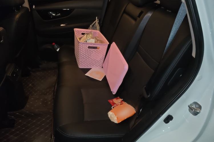 Used Nissan X-Trail 2022 2.0L Two-Wheel Drive Smart Connect & Comfort Edition
