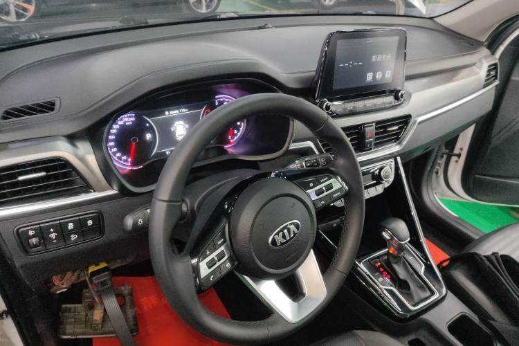 Used Kia Sportage R 2018 2.0L Automatic Smart Luxury Version China V Standard
