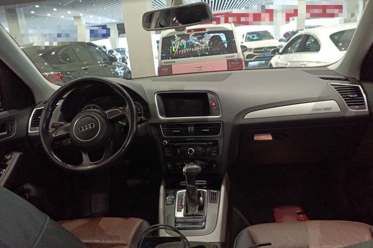 Used Audi Q5 2017 Plus 40 TFSI Ambition Model