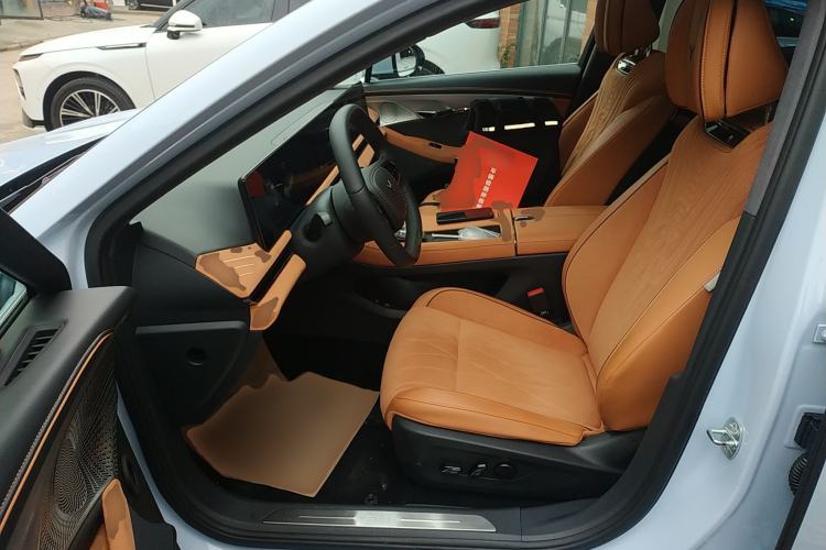 Used VOYAH PASSION 2023 Four-Wheel Drive Long-Range Version