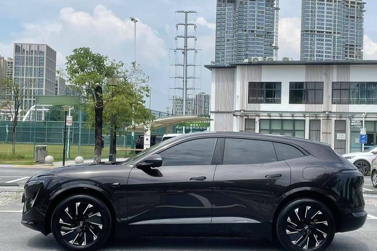 Used  07 2024 Pro+ All-Electric Version
