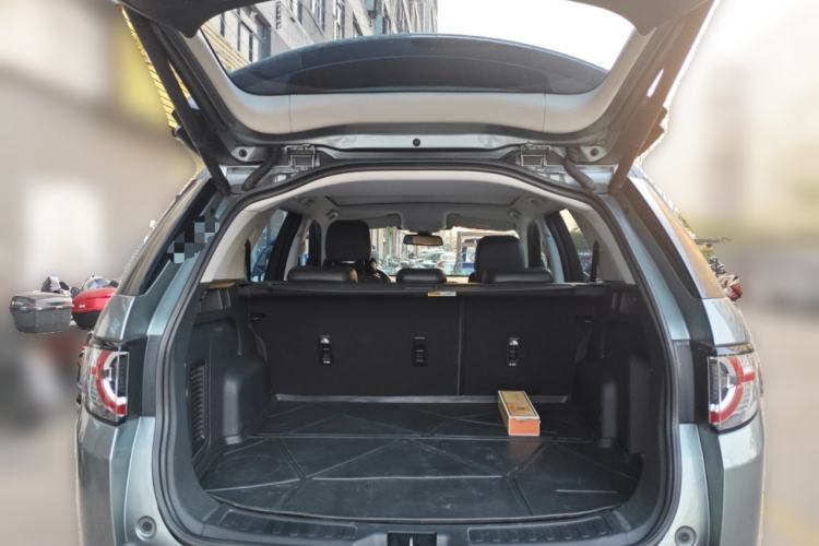 Used Land Rover Discovery Sport 2019 240 PS SE Version China VI Standard