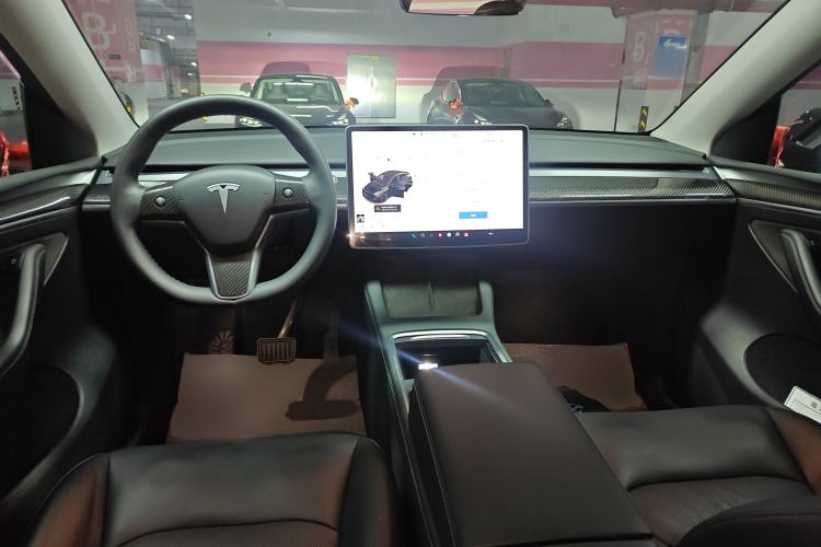 Used Tesla Model Y 2022 Rear-Wheel-Drive Version
