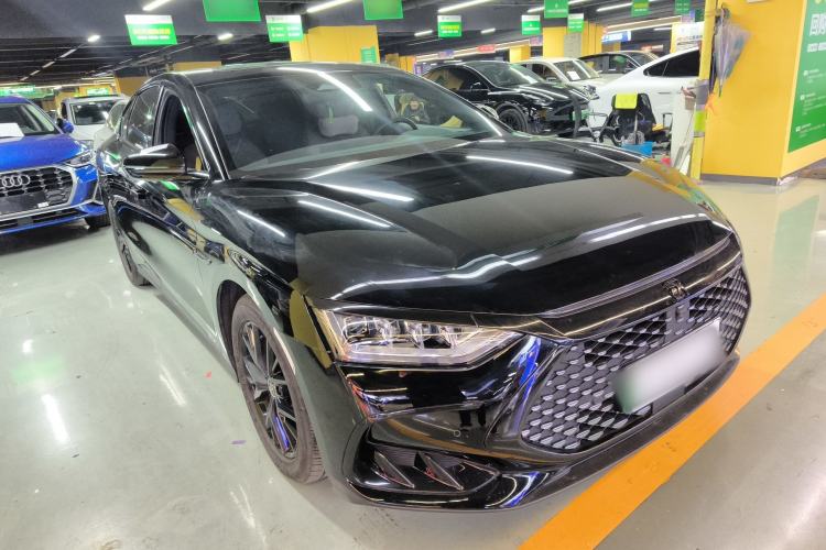 Used BYD Han 2024 DM-i Glory Edition 121KM Prestige Model
