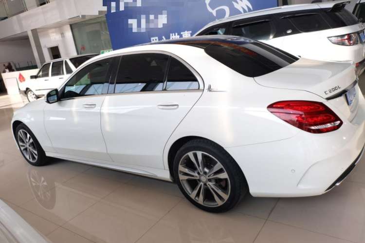 Used Mercedes-Benz C-Class 2017 Facelift C 200 L 4MATIC Sport Edition
