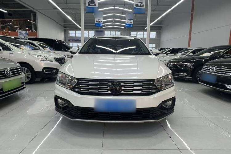 Used Volkswagen C-TREK 2017 230TSI DSG Comfort Version
