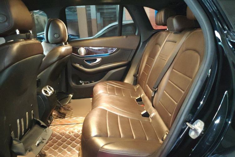 Used Mercedes-Benz GLC 2019 GLC 260 L 4MATIC Dynamic Model
