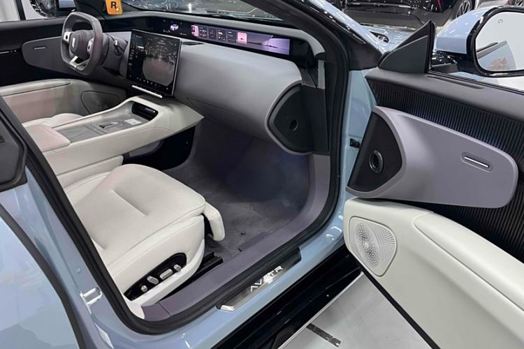 Used  12 2023 650 Three-Laser Four-Wheel Drive Performance Edition
