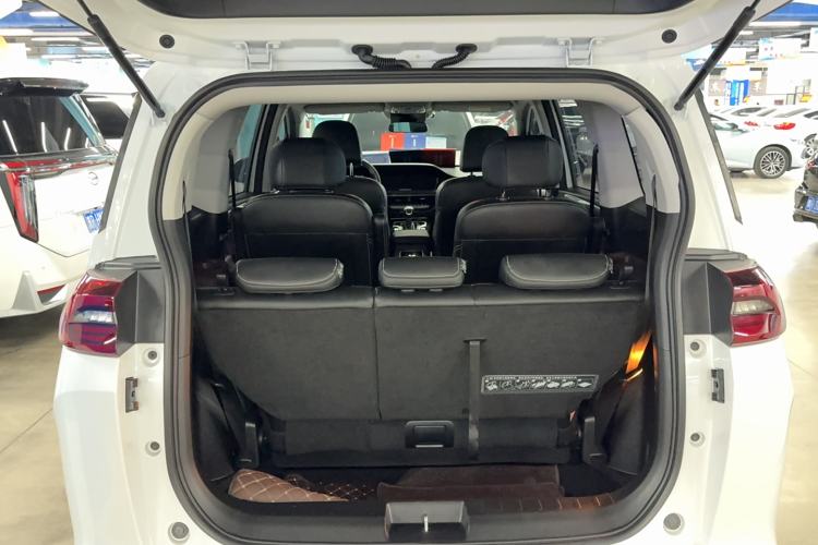 Used GAC Trumpchi M6 2023 PRO 270T DCT Luxury Edition
