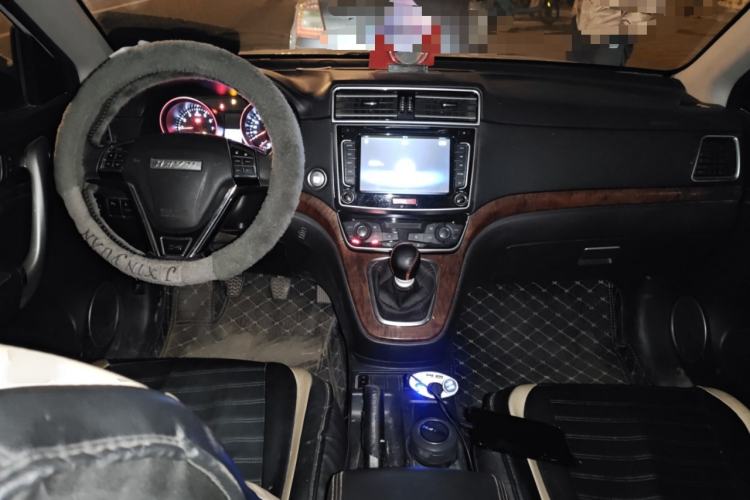 Used Haval H6 2017 Red-Label Sport Edition 1.5T Manual Two-Wheel Drive Elite Model