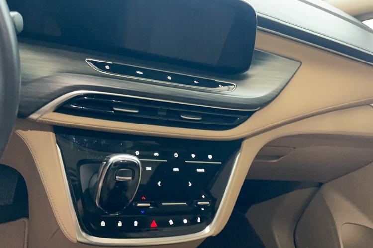 Used Buick GL8 2021 ES Land Cruiser 653T Luxury Edition
