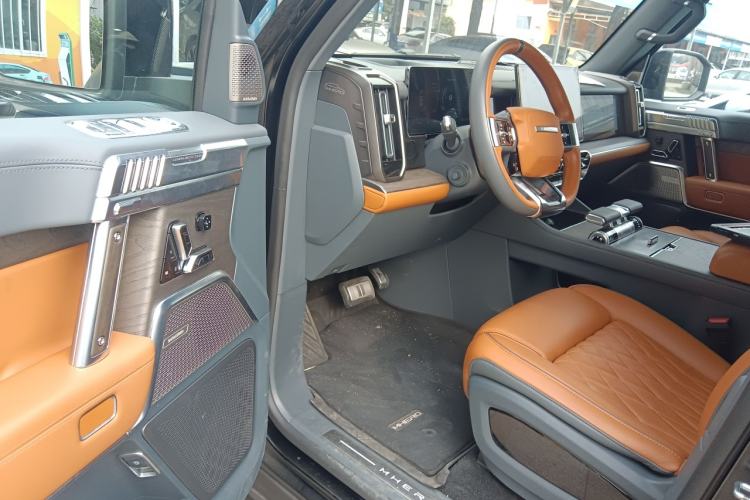 Used  917 2023 Range-Extended Base Model
