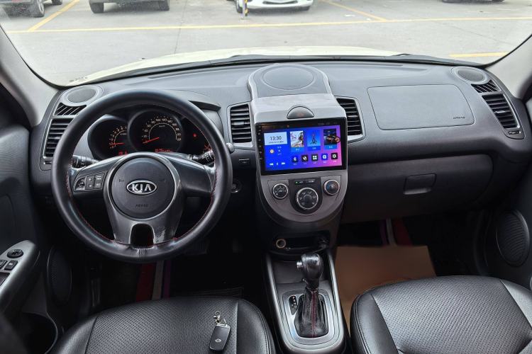 Used Kia Soul 2013 1.6L AT GL
