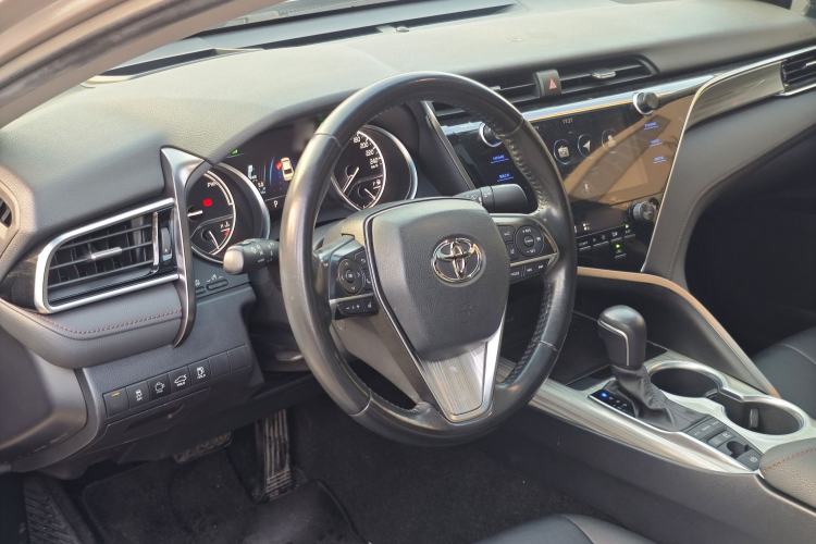 Used Toyota Camry 2019 Revised Version Dual-Engine 2.5 HG Luxury Edition
