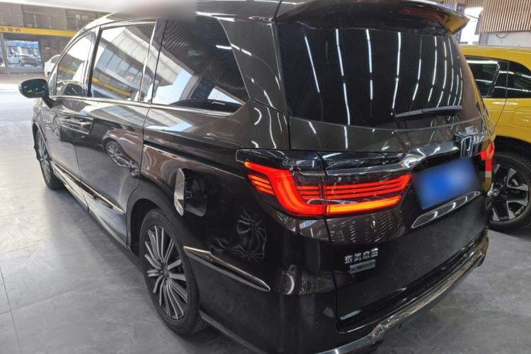 Used Honda Elysion 2022 2.0L eHEV Prestige Edition
