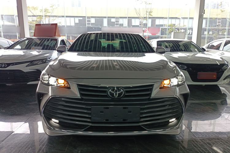 Used Toyota Avalon 2019 2.0L Luxury Edition China VI Standard