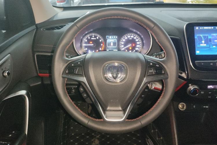 Used Changan CS55 2017 1.5T Manual Colorful Edition
